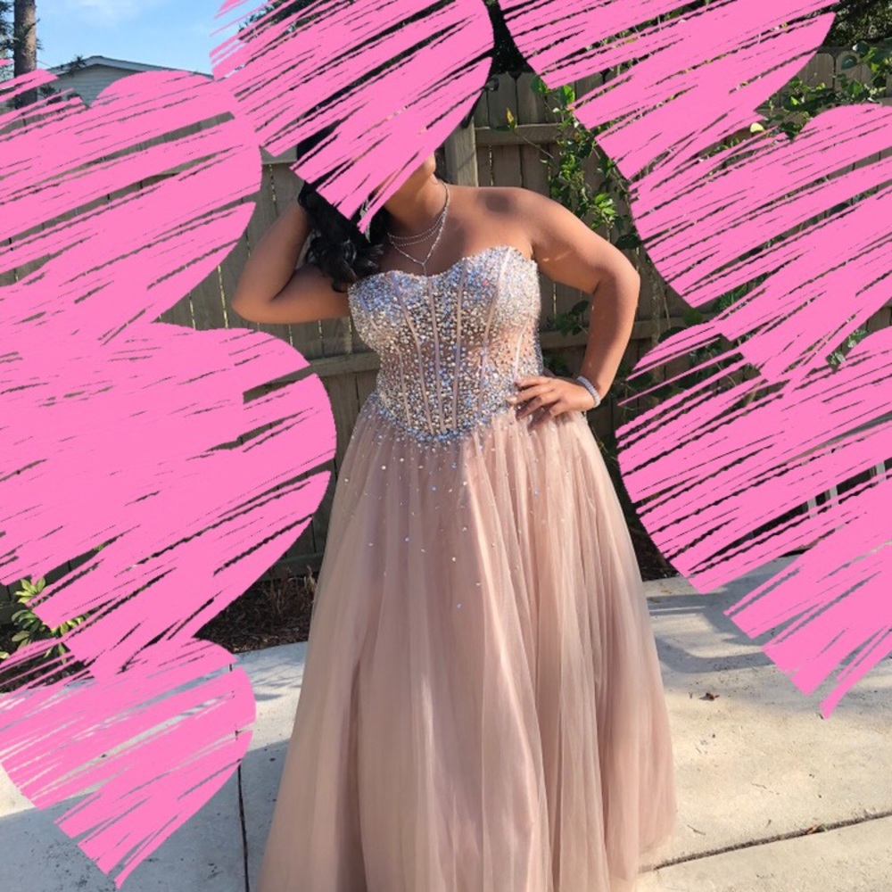 Prom dress